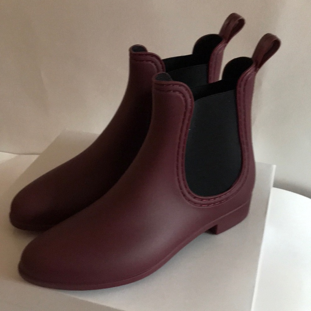 Slicker Chelsea Rain Bootie - Picture 3 of 4